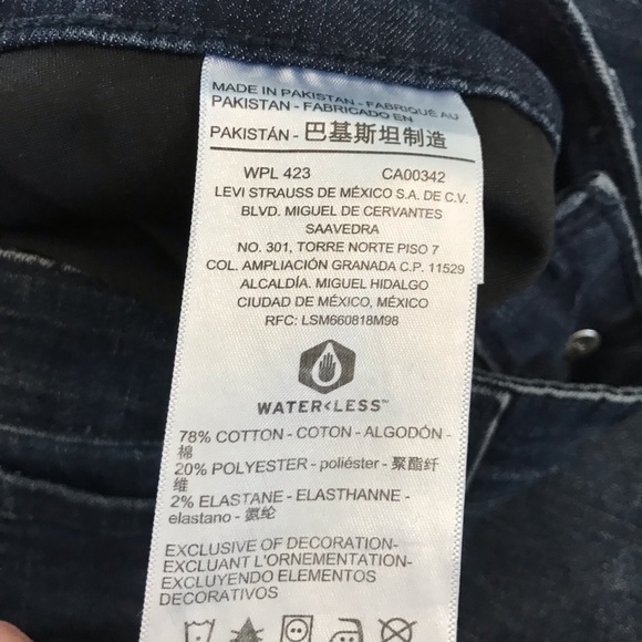 Levi Strauss Signature Totally Shaping Skinny - Picture 3 of 6